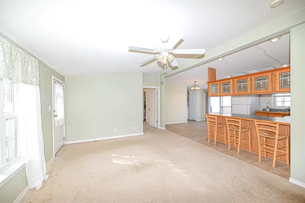 $325,000 | 66 Sunset Way, Manchester, NH 03104