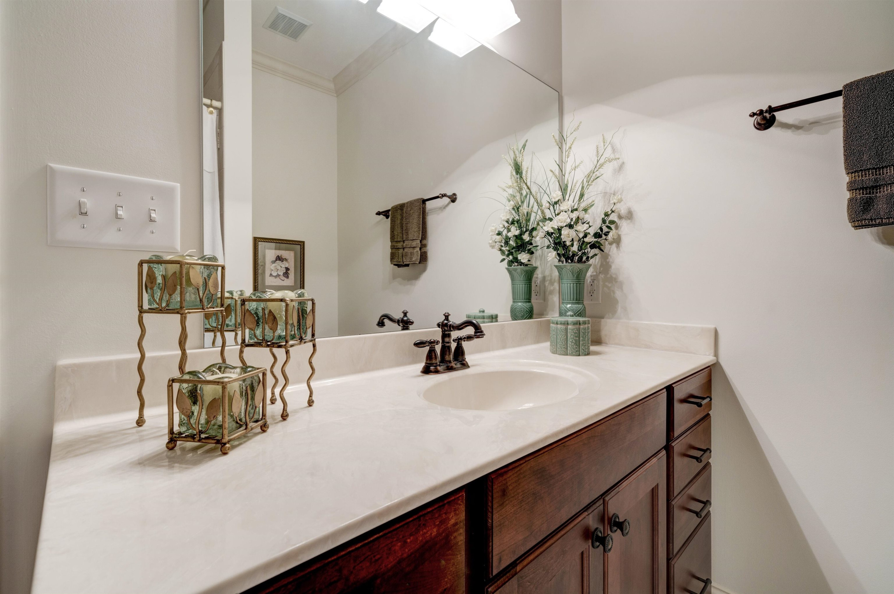 7213 Sparhawk Road Wake Forest, NC 27587 - Photo 51 of 80 Guest Bath 2