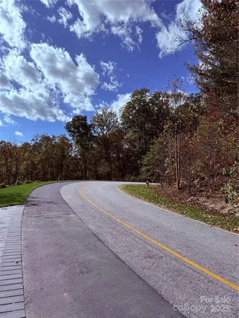 $175,000 | 312 Hollybrook Drive, Unit S1R, Flat Rock, NC 28731