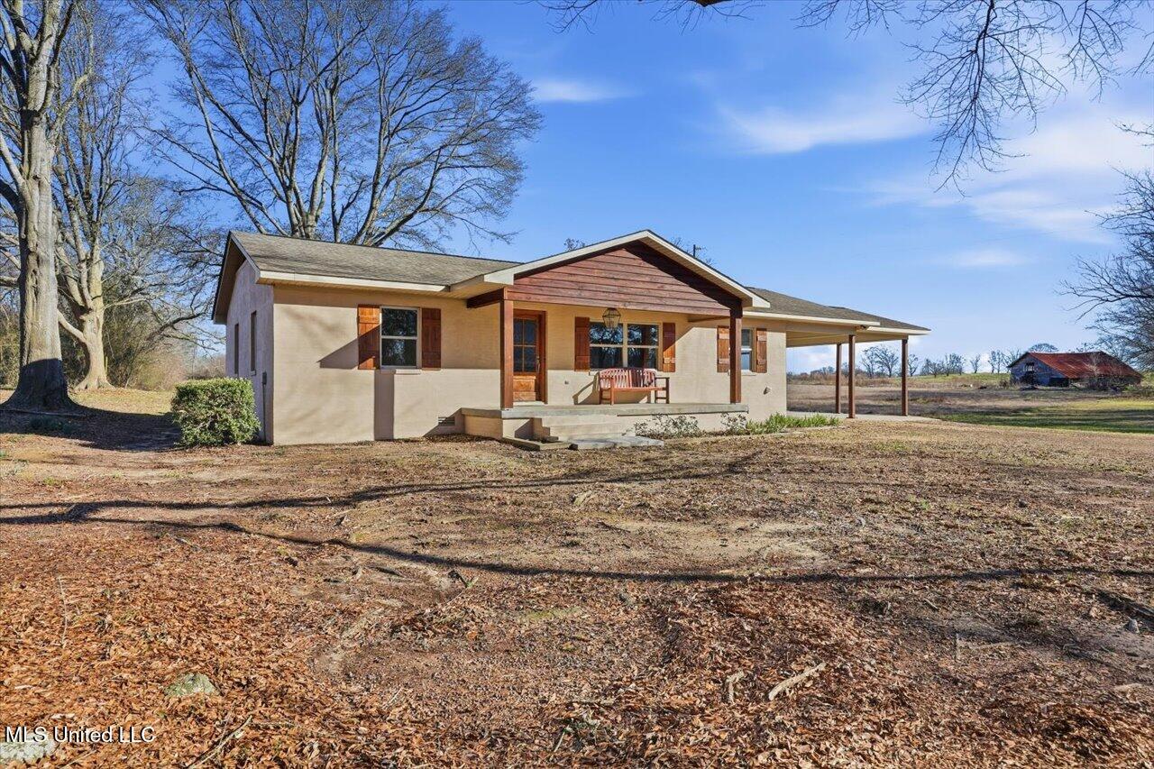 518 Walters Road Pelahatchie, MS 39145 - Photo 2 of 51 02-518 Walters Rd _ Home Tours MS