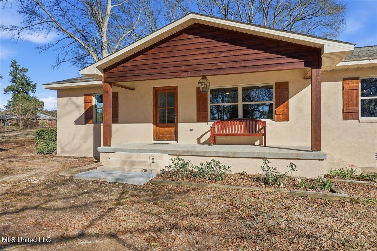 518 Walters Road Pelahatchie, MS 39145 - Photo 5 of 51 05-518 Walters Rd _ Home Tours MS