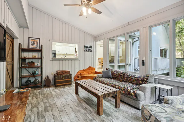 $899,000 | 118 White Horse Lane, Fishers, IN 46038