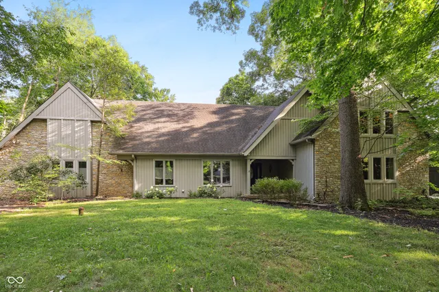 $899,000 | 118 White Horse Lane, Fishers, IN 46038