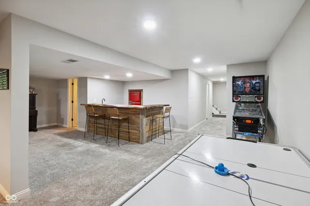 $899,000 | 118 White Horse Lane, Fishers, IN 46038