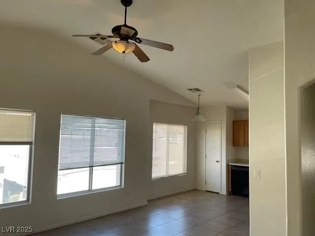 $1,350 | 6427 Rusticated Stone Avenue, Unit 101, Henderson, NV 89011
