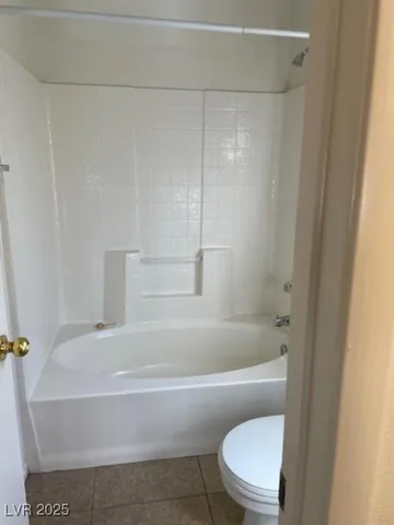 $1,350 | 6427 Rusticated Stone Avenue, Unit 101, Henderson, NV 89011