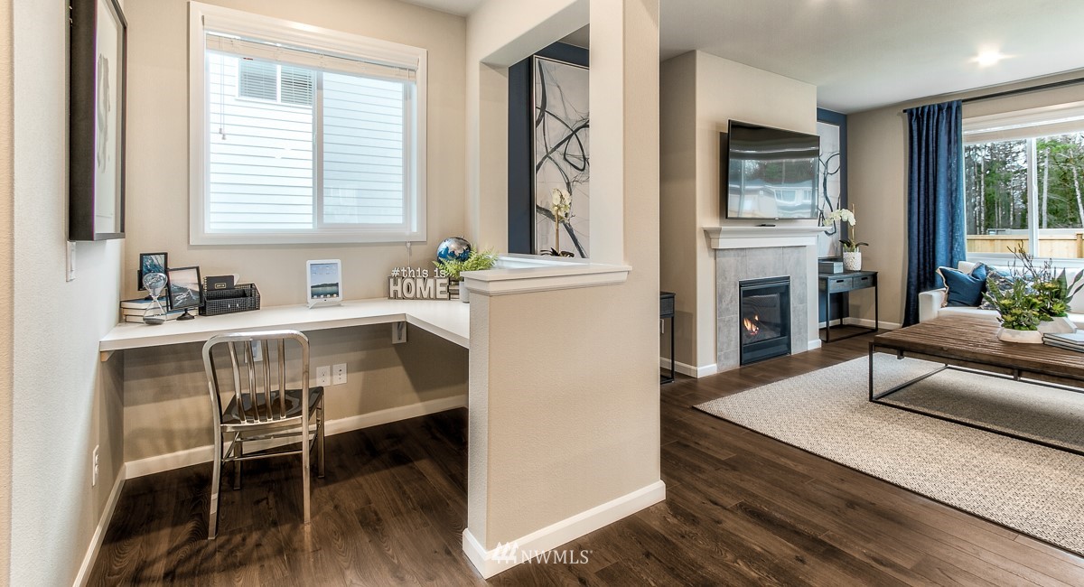 27 182nd Street Southwest, Unit 201 Bothell, WA 98012 - Photo 5 of 17