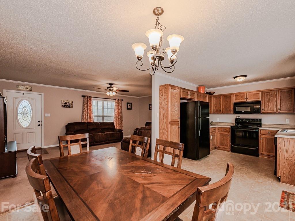 2448 Southbend Road Clover, SC 29710 - Photo 6 of 25 Gallery Image 6