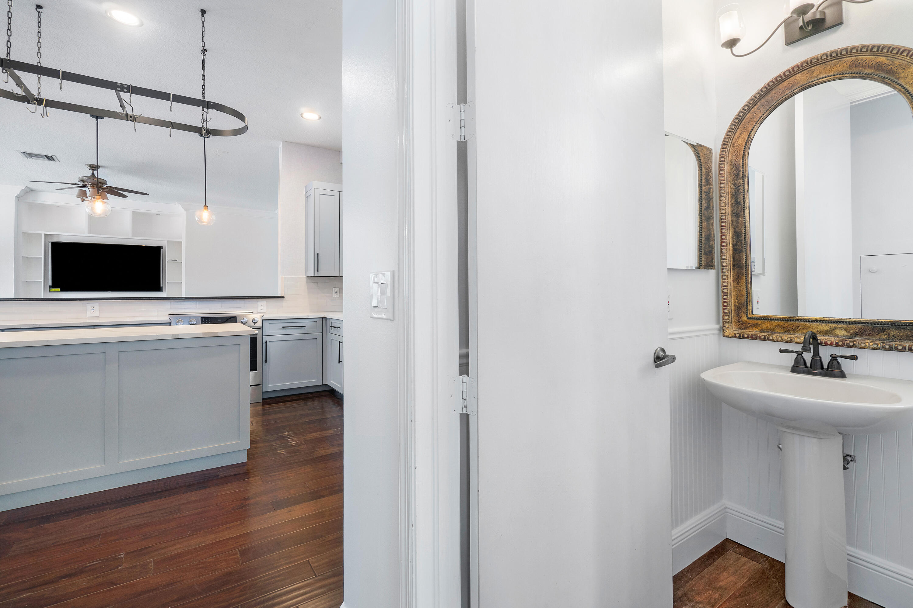 1710 Southwest 2nd Avenue Boca Raton, FL 33432 - Photo 23 of 28 Half bath