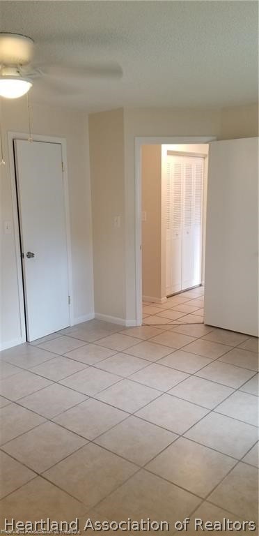 4203 Viscaya Street Sebring, FL 33872 - Photo 16 of 21 a view of an empty room with a window