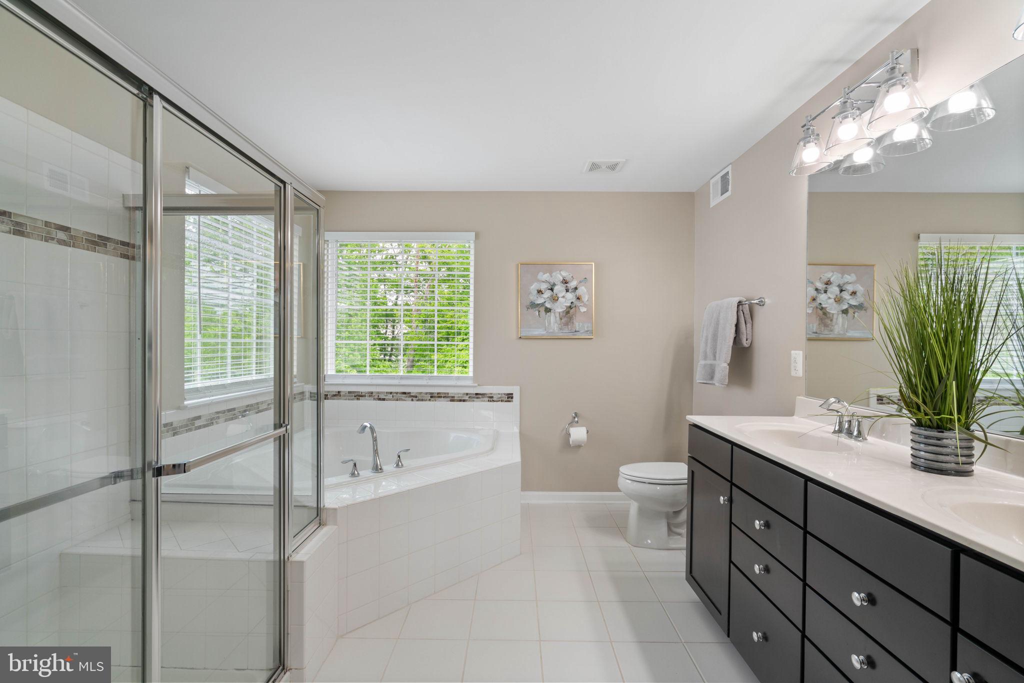 3486 Shandor Road Woodbridge, VA 22193 - Photo 22 of 40 Primary bath