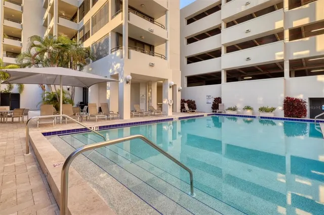 $4,250,000 | 1255 North Gulfstream Avenue, Unit 1501, Sarasota, FL 34236