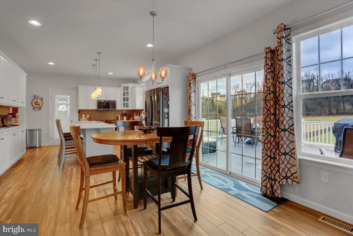 7092 Beaver Spring Road Harrisburg, PA 17111 - Photo 16 of 38 Gallery Image 16