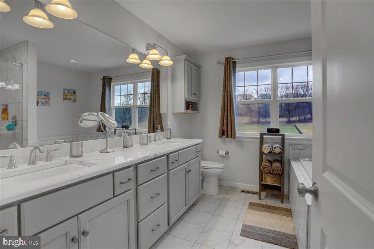 7092 Beaver Spring Road Harrisburg, PA 17111 - Photo 21 of 38 Gallery Image 21