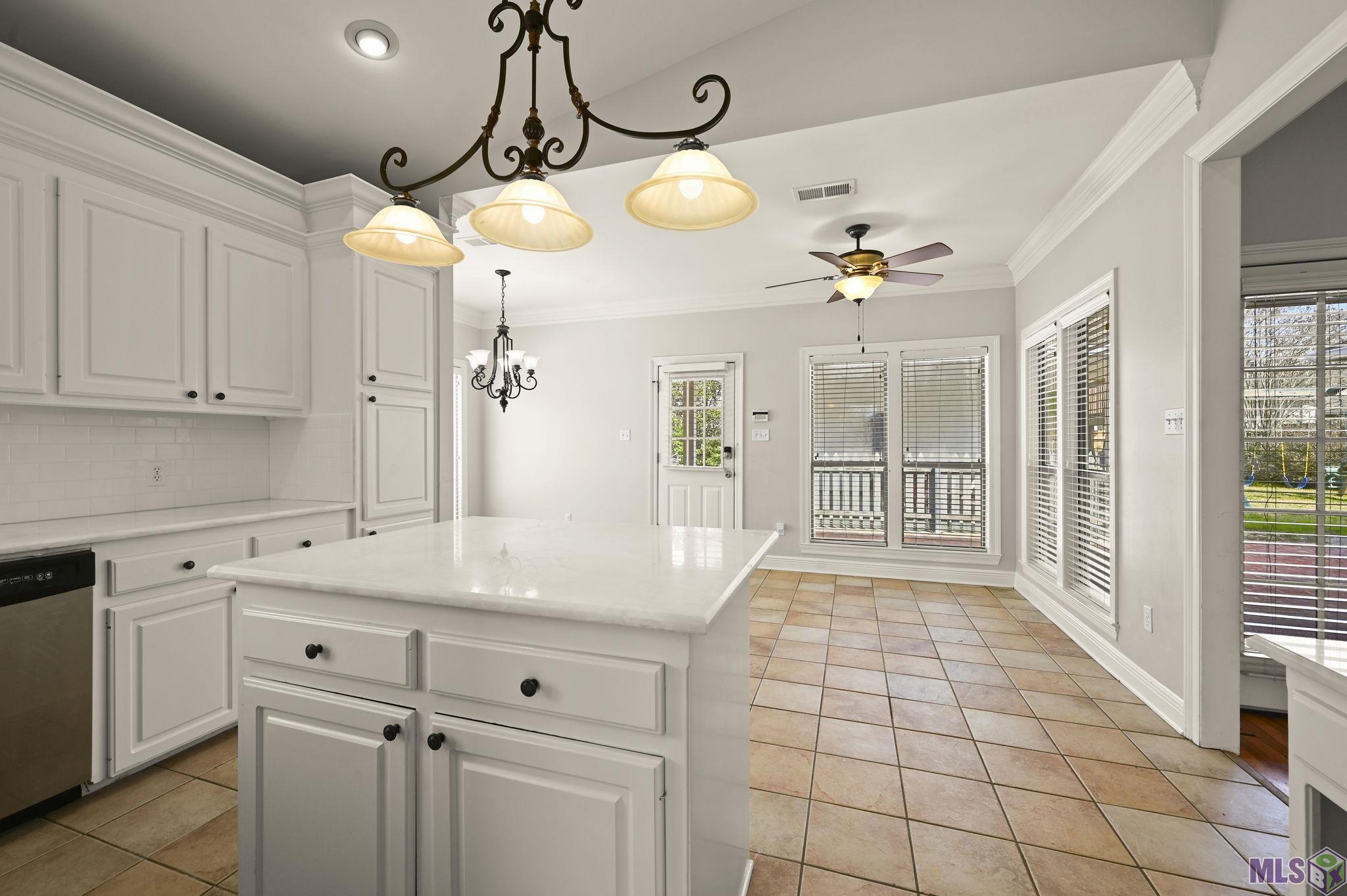 17361 Lake Azalea Drive Baton Rouge, LA 70817 - Photo 7 of 22