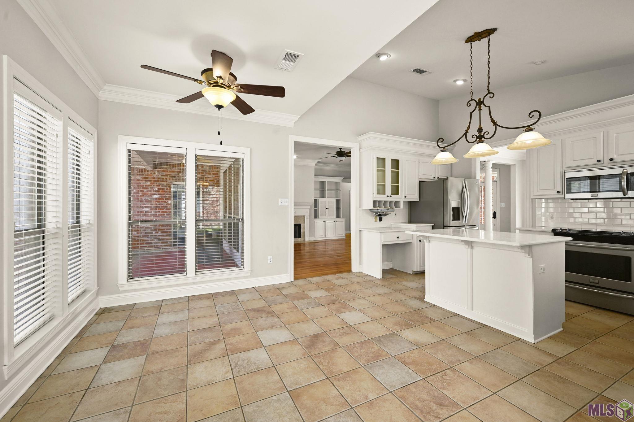 17361 Lake Azalea Drive Baton Rouge, LA 70817 - Photo 9 of 22