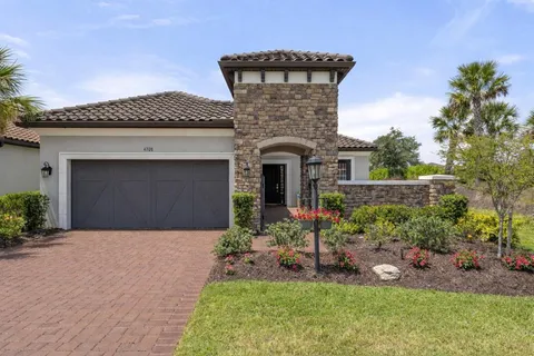 $834,900 | 4708 Trento Place, Bradenton, FL 34211