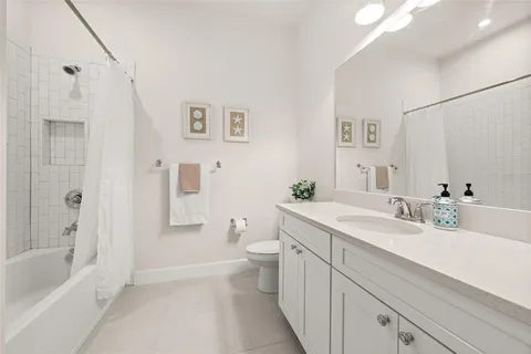 $834,900 | 4708 Trento Place, Bradenton, FL 34211