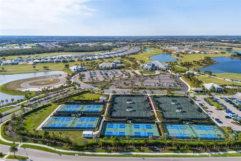 $834,900 | 4708 Trento Place, Bradenton, FL 34211