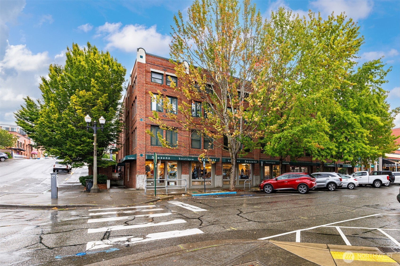 1201 11th Street, Unit 303 Bellingham, WA 98225 - Photo 1 of 33