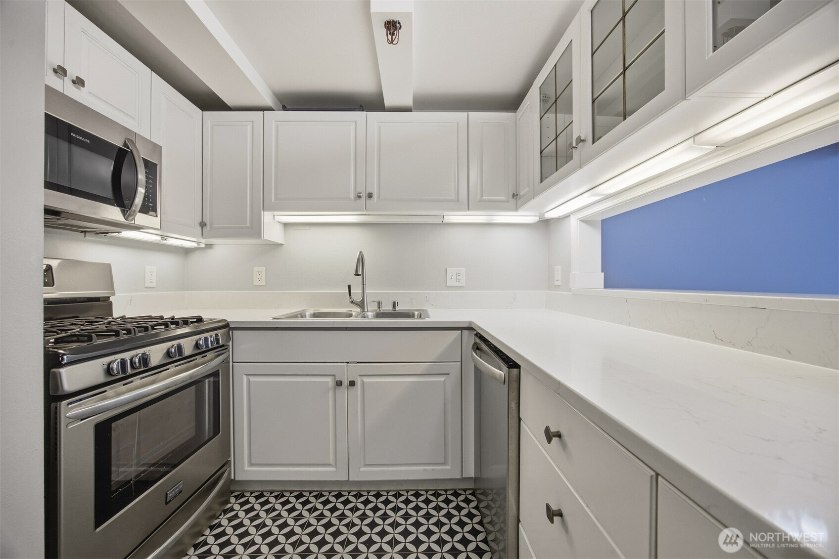 1201 11th Street, Unit 303 Bellingham, WA 98225 - Photo 10 of 33