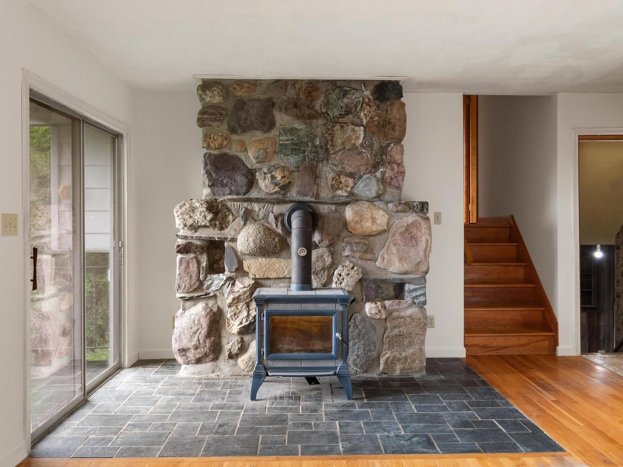 459 Carpenter Road Charlotte, VT 05445 - Photo 22 of 60