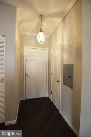 $2,600 | 1641 International Drive, Unit 104, McLean, VA 22102