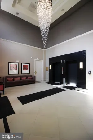 $2,600 | 1641 International Drive, Unit 104, McLean, VA 22102