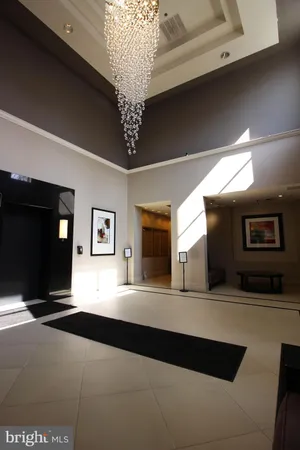 $2,600 | 1641 International Drive, Unit 104, McLean, VA 22102