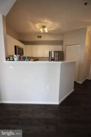 $2,600 | 1641 International Drive, Unit 104, McLean, VA 22102