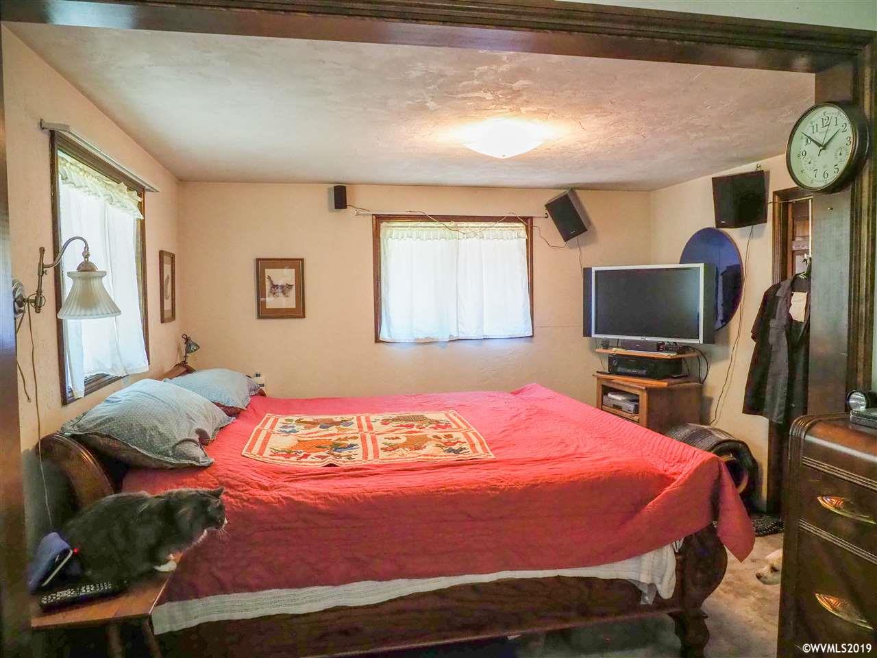 3525 Limestone Road Dallas, OR 97338 - Photo 16 of 38
