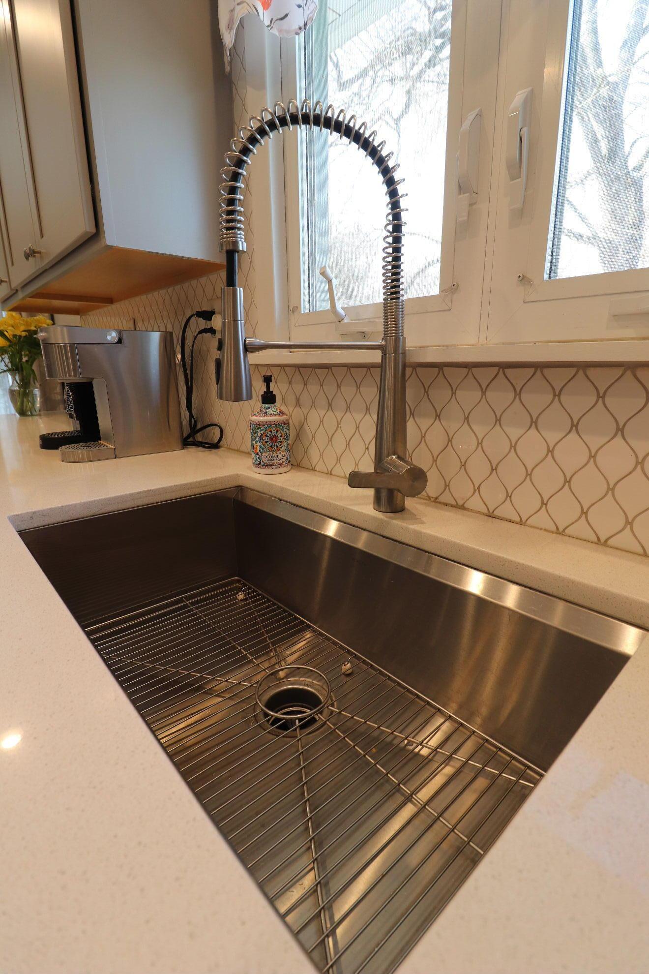 8378 Steitz Road Powell, OH 43065 - Photo 17 of 67 Kitchen sink