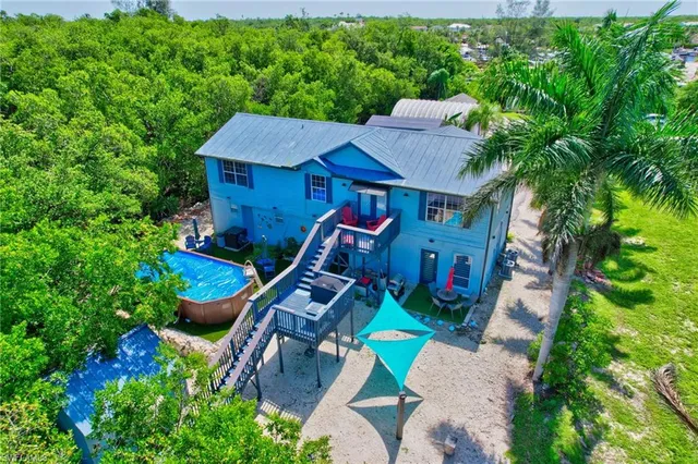 $1,200,000 | 936 Panther Creek Lane, Everglades City, FL 34139