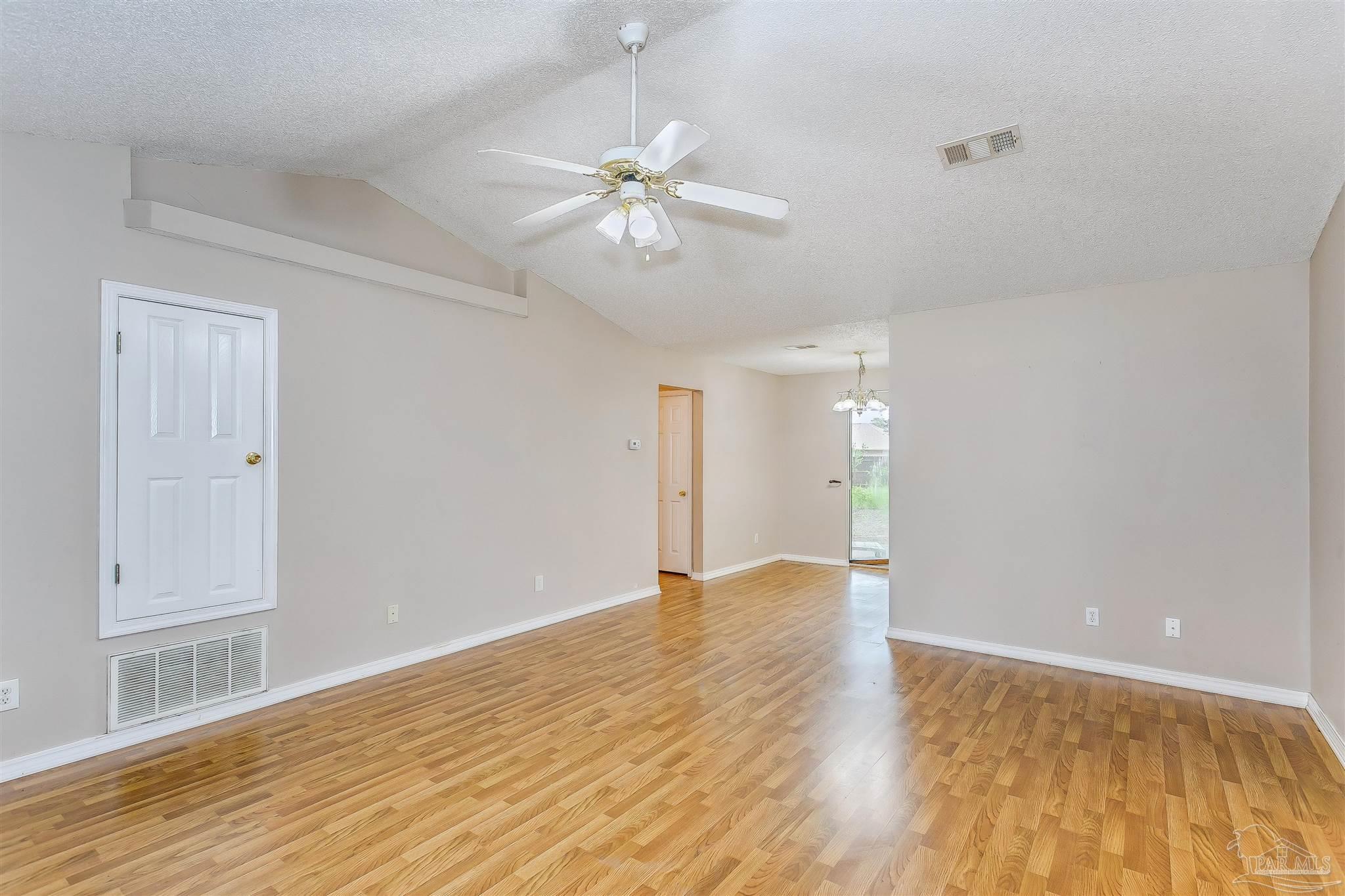 5699 Ridge Avenue Milton, FL 32583 - Photo 3 of 17 Gallery Image 3