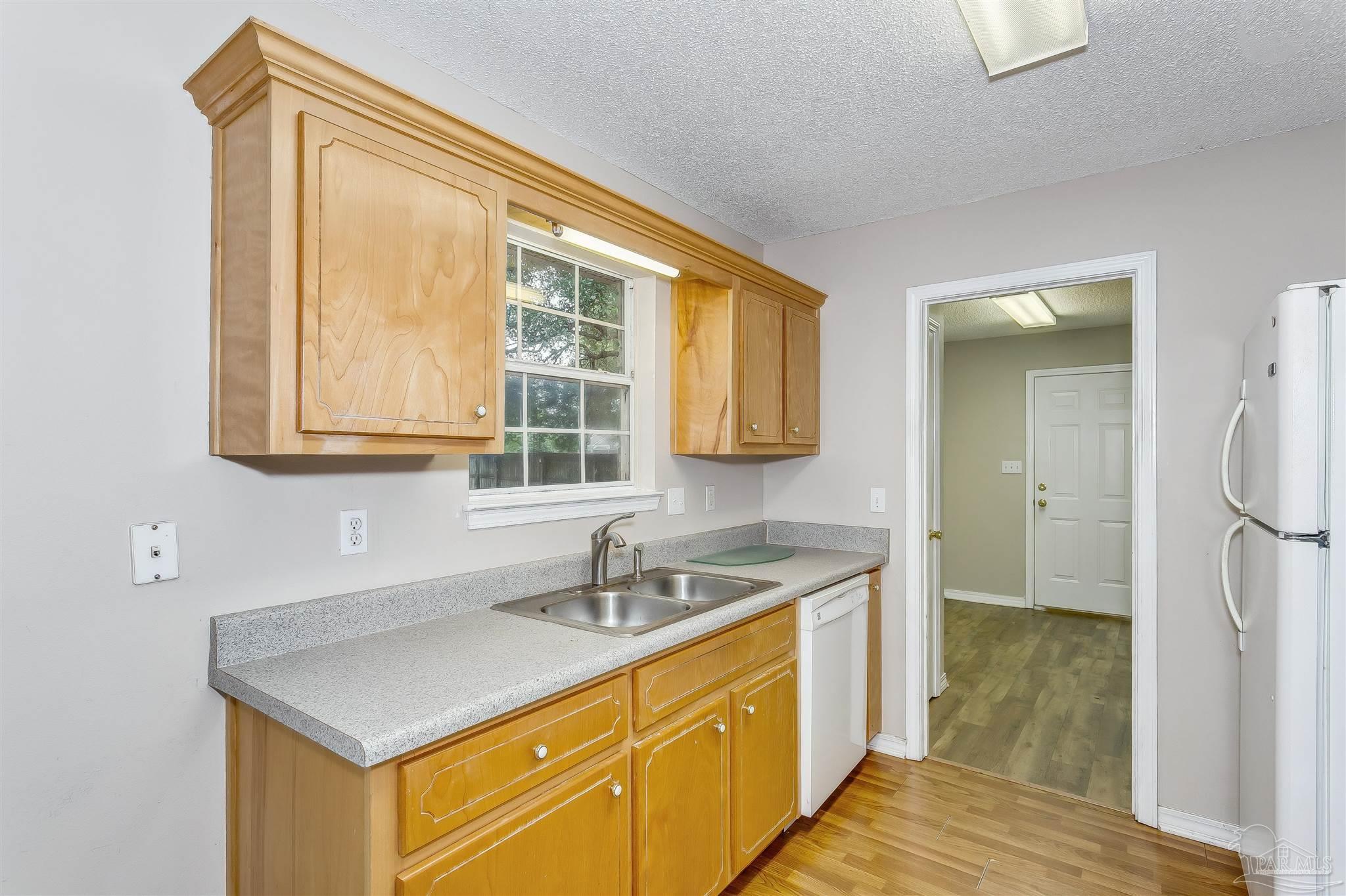 5699 Ridge Avenue Milton, FL 32583 - Photo 7 of 17 Gallery Image 7