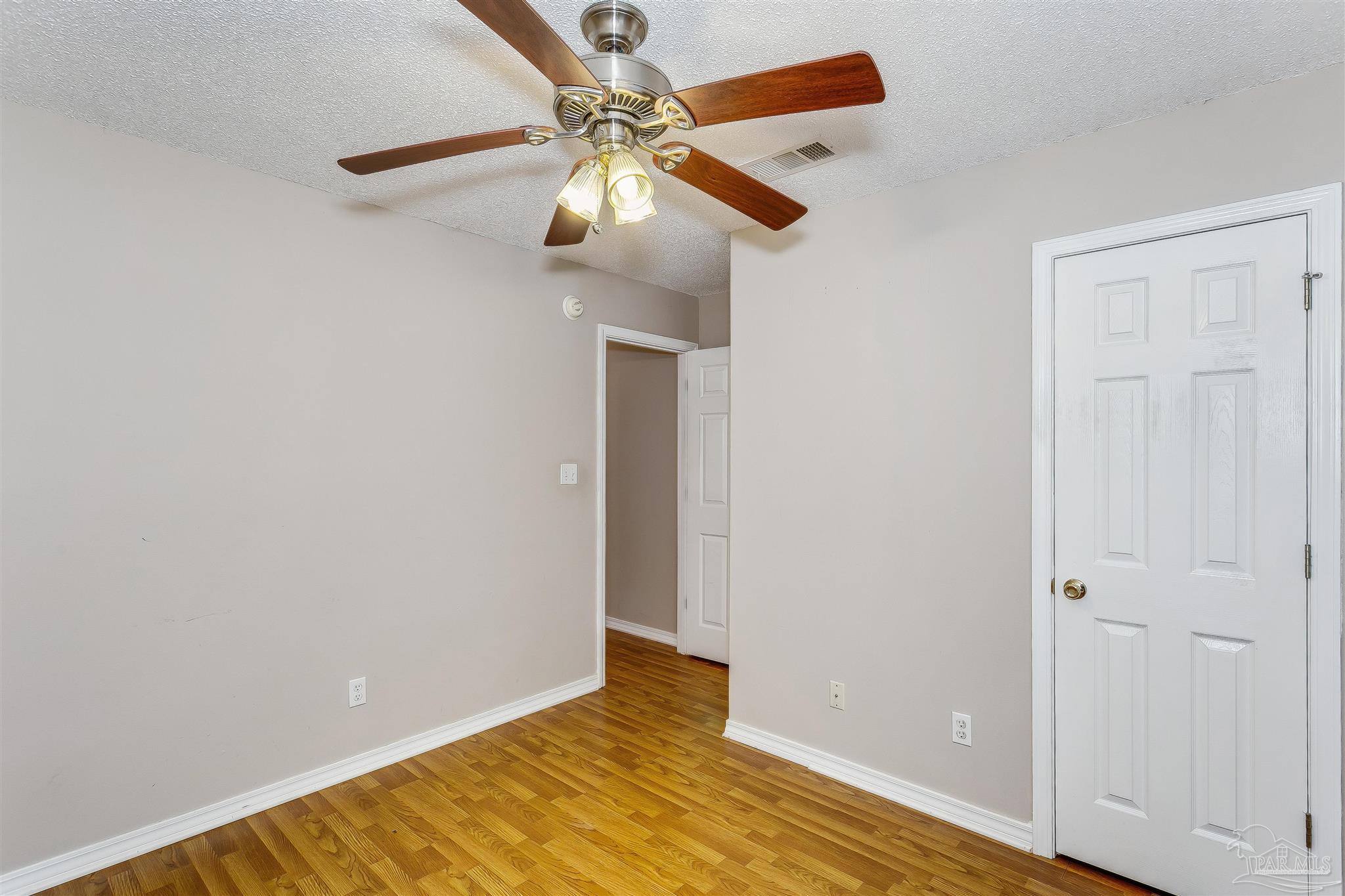 5699 Ridge Avenue Milton, FL 32583 - Photo 9 of 17 Gallery Image 9
