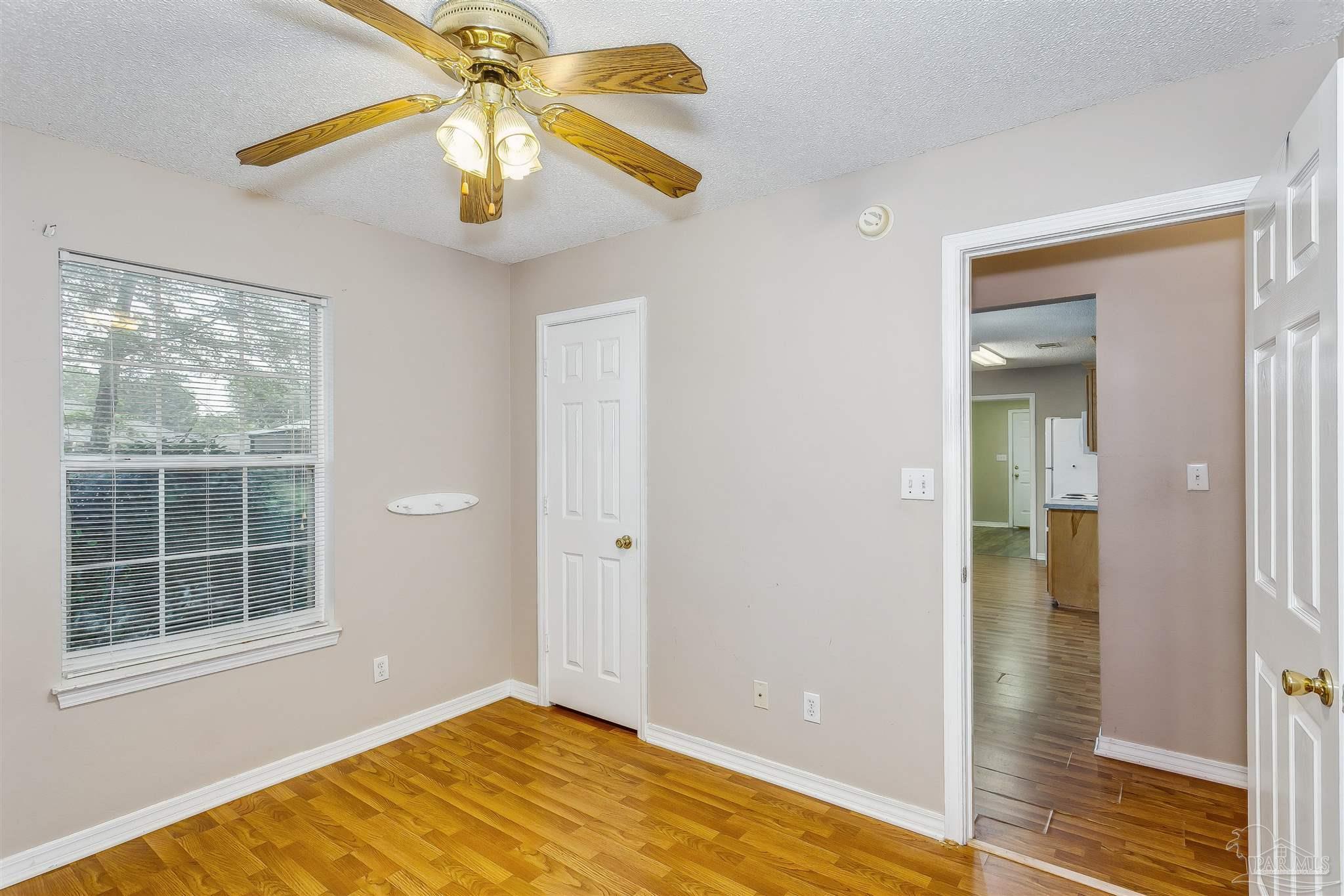 5699 Ridge Avenue Milton, FL 32583 - Photo 10 of 17 Gallery Image 10