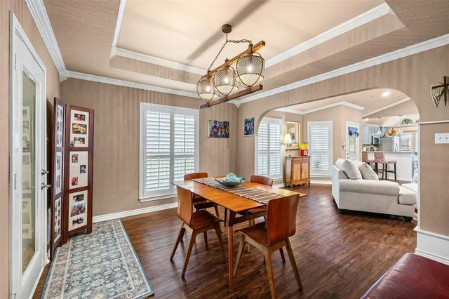 $325,000 | 1208 Henard Lane, Granbury, TX 76048