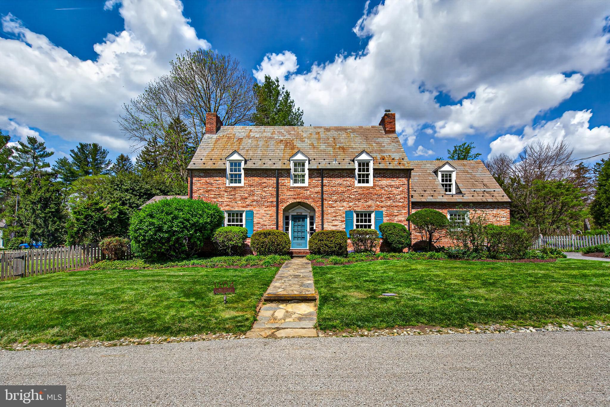 1104 Harriton Road Baltimore, MD 21210 - Photo 3 of 63