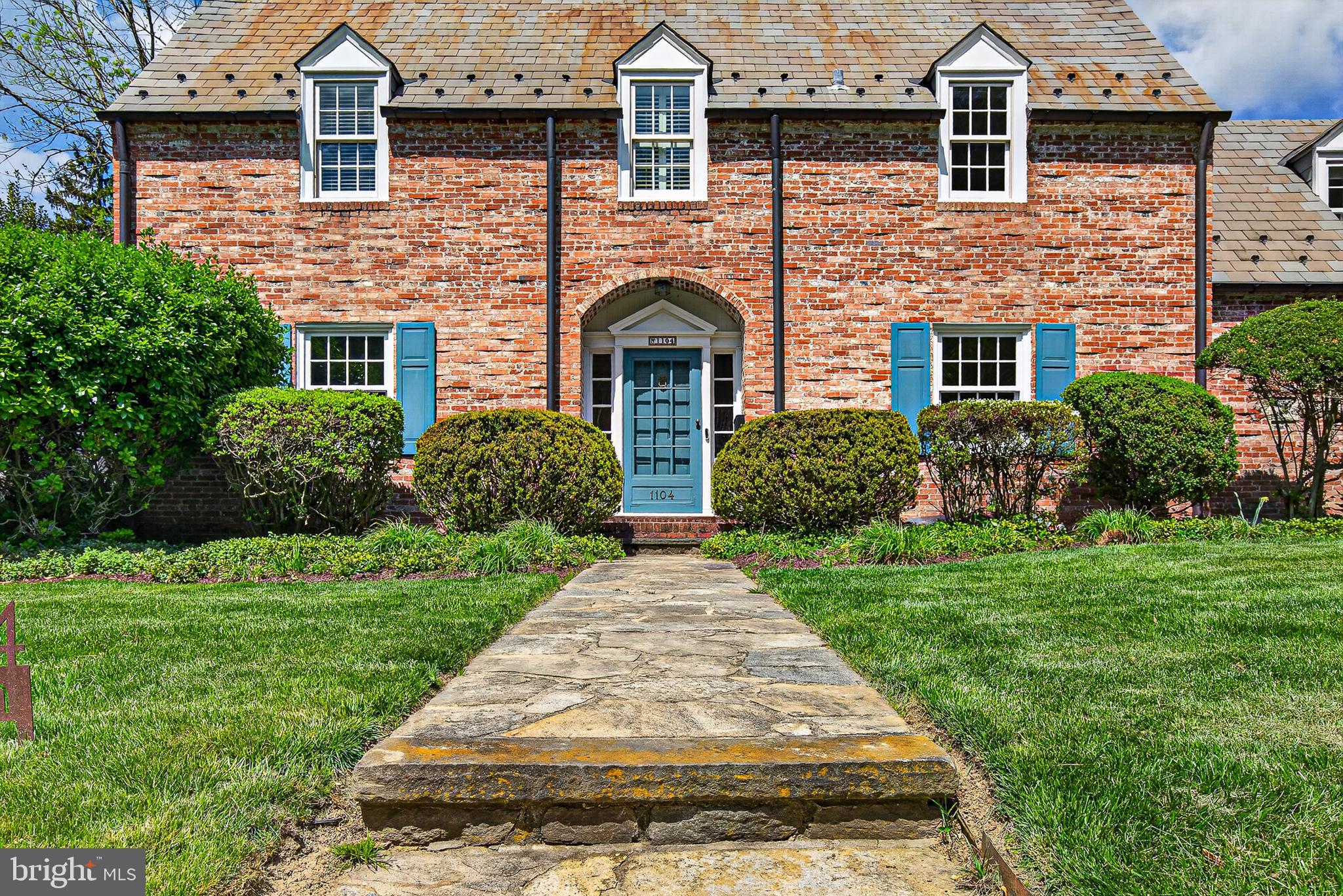 1104 Harriton Road Baltimore, MD 21210 - Photo 4 of 63