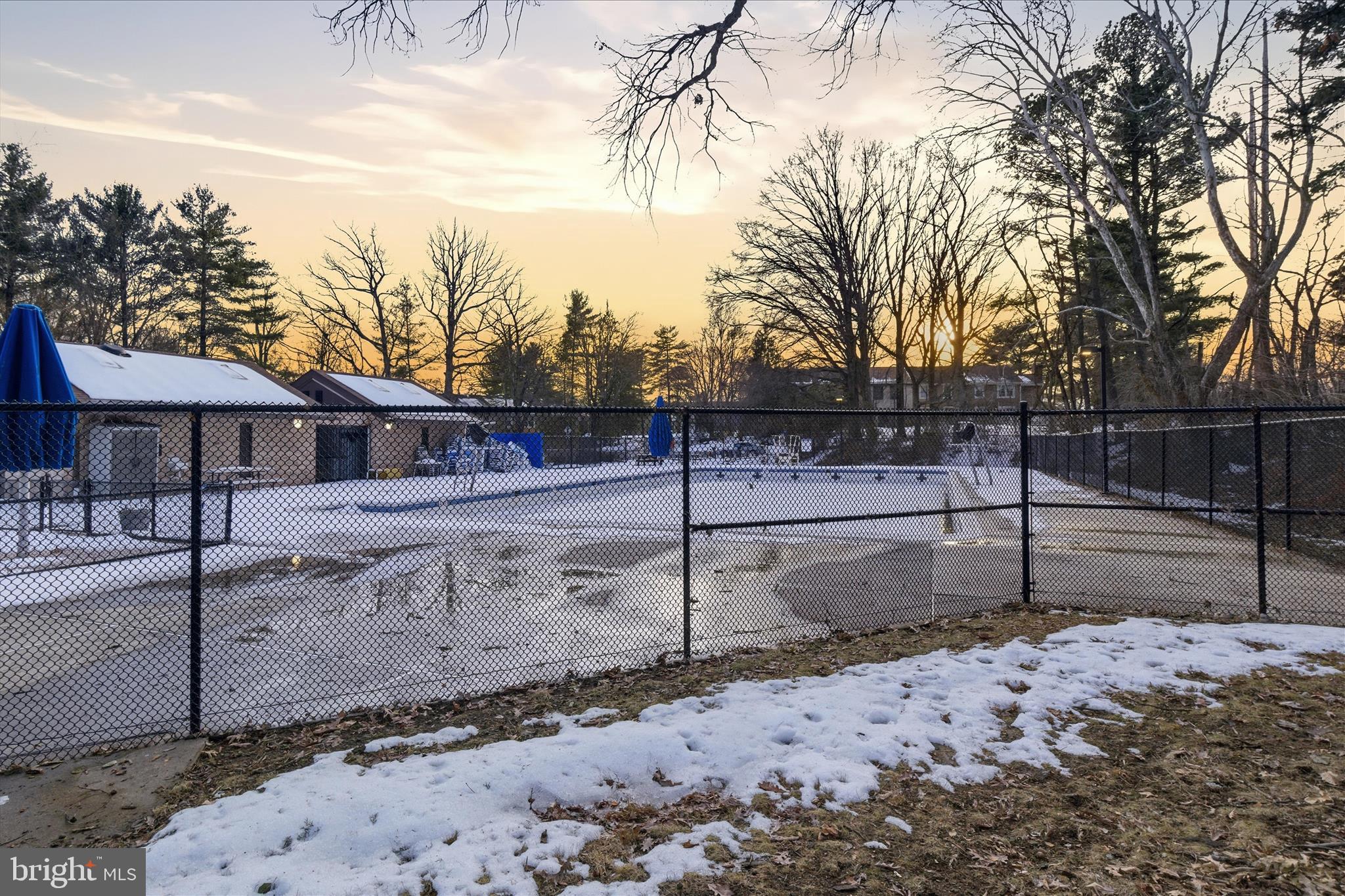 2142 Cartwright Place Reston, VA 20191 - Photo 28 of 29 a view of a yard with wooden fence