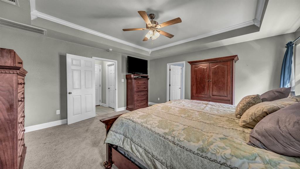 115 Deerfield Road Paradise, TX 76073 - Photo 18 of 39