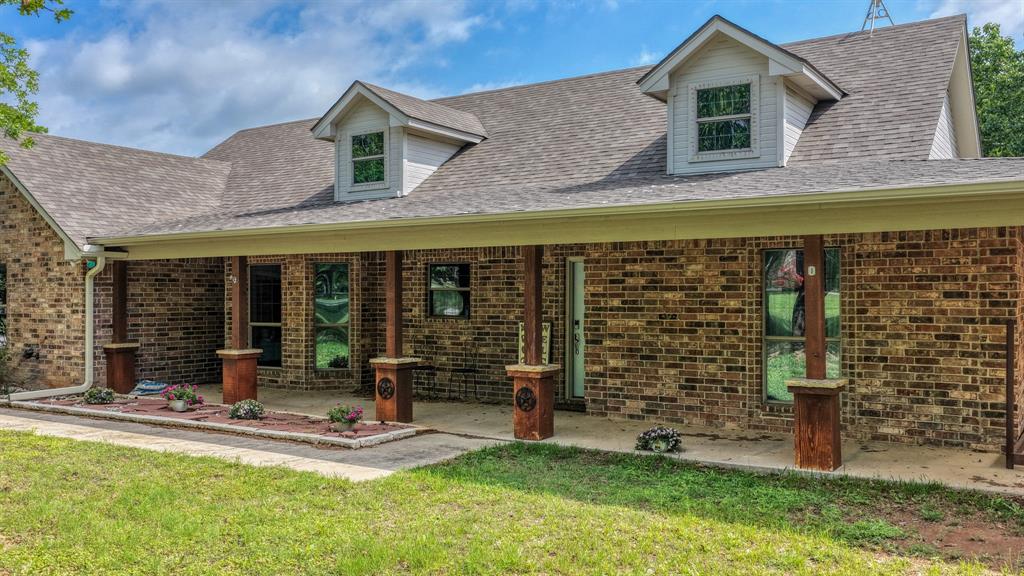 115 Deerfield Road Paradise, TX 76073 - Photo 2 of 39
