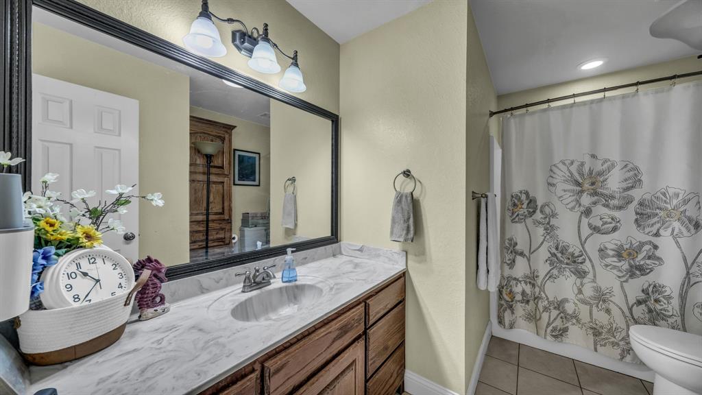 115 Deerfield Road Paradise, TX 76073 - Photo 22 of 39