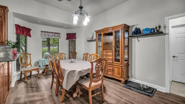 $779,900 | 115 Deerfield Road, Paradise, TX 76073