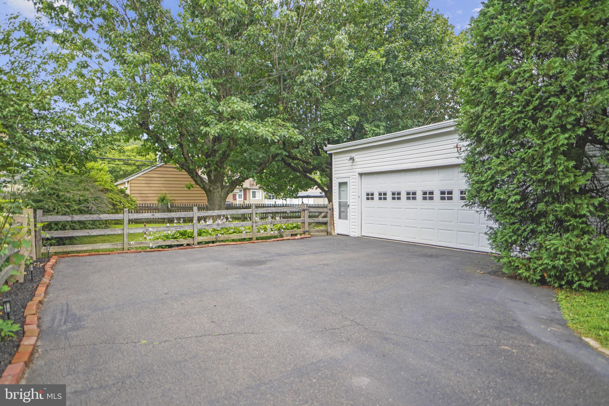2111 Rush Road Abington, PA 19001 - Photo 25 of 31 Gallery Image 25