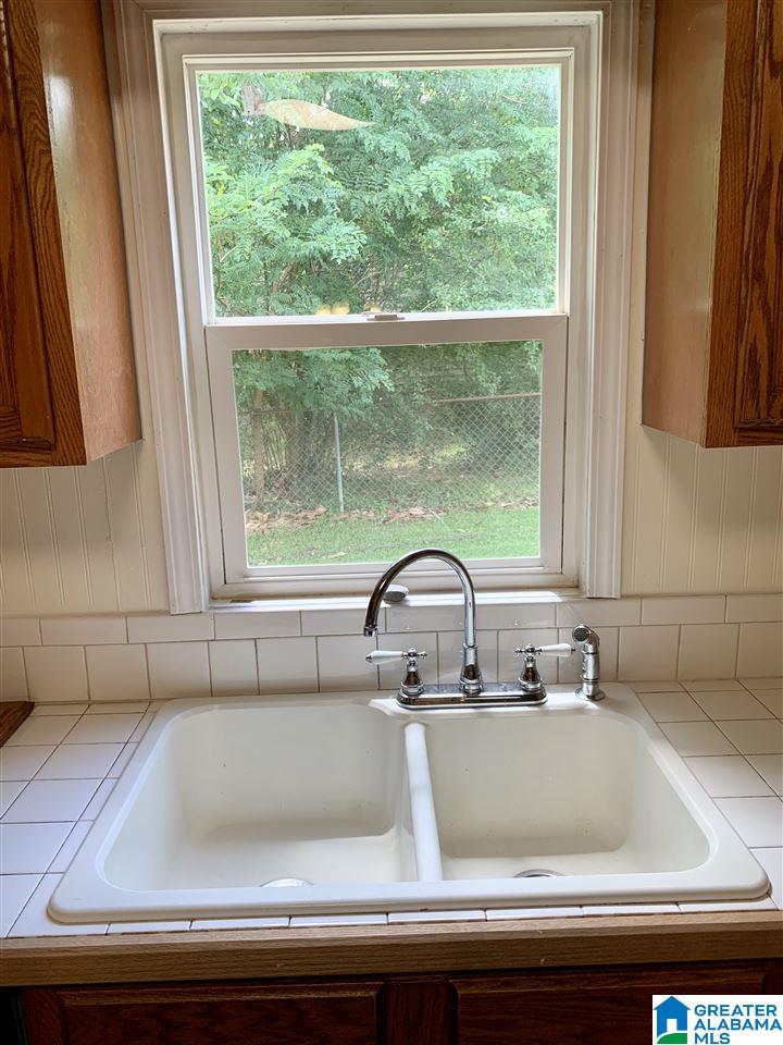 115 Rhodes Road Oxford, AL 36203 - Photo 3 of 27