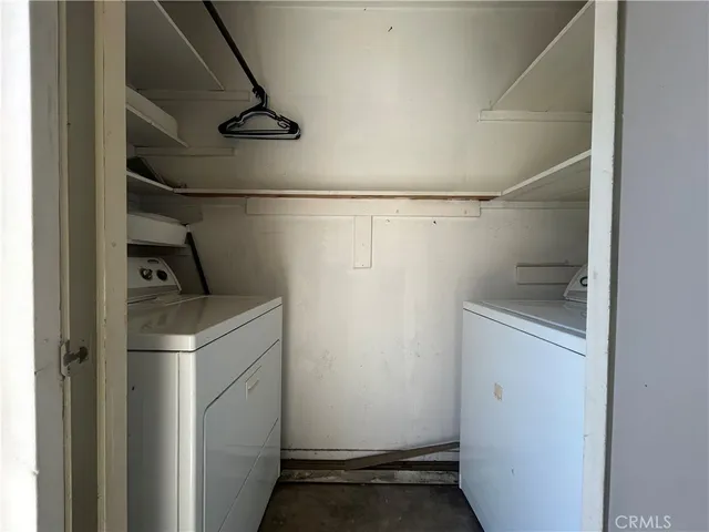 a view of walk in closet