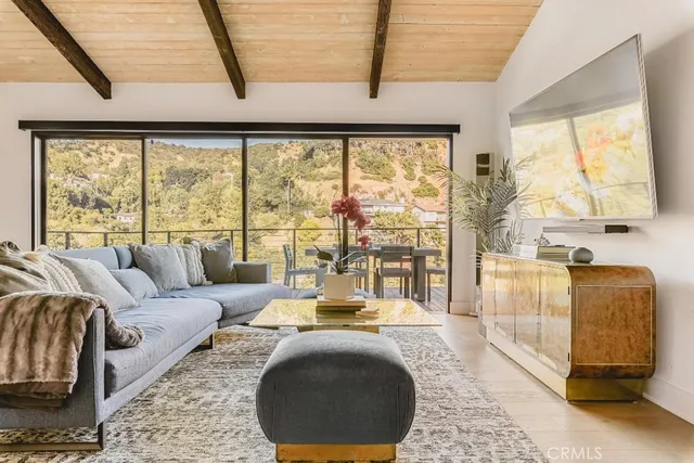 $1,650,000 | 2522 Zorada Drive, Los Angeles, CA 90046