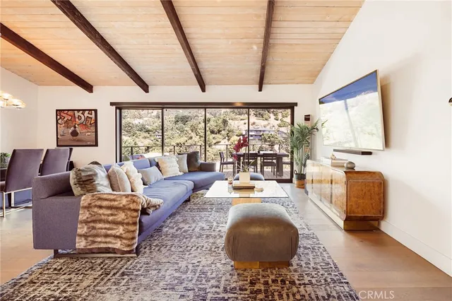 $1,650,000 | 2522 Zorada Drive, Los Angeles, CA 90046